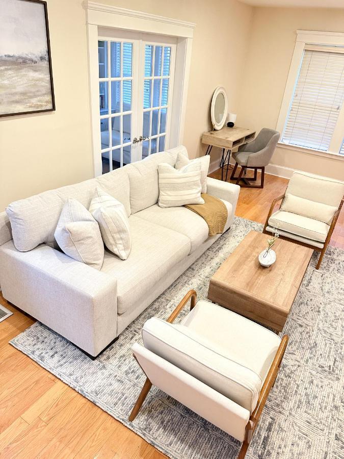 7 Mins Drive To Yale, Large Fenced Yard Villa New Haven Bagian luar foto